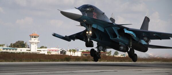 Un Su-34 part pour un raid contre Daech en Syrie Un Su-34 part pour un raid contre Daech en Syrie - Sputnik Afrique