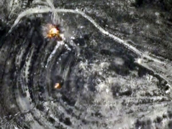 Nouvelles frappes aériennes de l’aviation russe contre l’EI en Syrie - Sputnik Afrique
