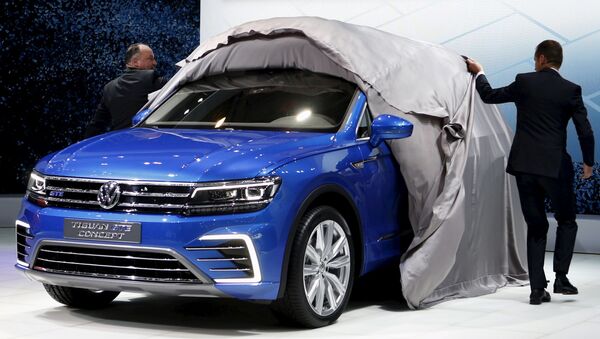 Презентация нового Volkswagen Tiguan GTE на 44-м автосалоне в Токио - Sputnik Afrique
