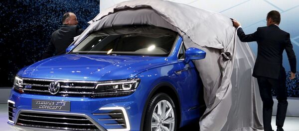 Презентация нового Volkswagen Tiguan GTE на 44-м автосалоне в Токио - Sputnik Afrique