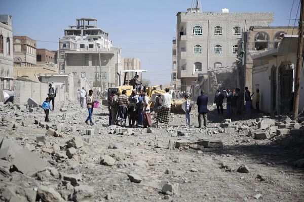 Yémen: villes après des frappes aériennes - Sputnik Afrique