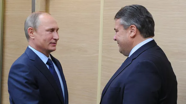 Le président russe Vladimir Poutine et le vice-chancelier allemand Sigmar Gabriel - Sputnik Afrique