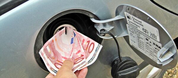 Euros in Fuel Tank - Sputnik Afrique