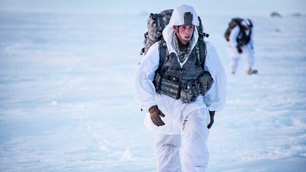 Les soldats US se forment-ils au combat hivernal pour faire la Coupe du monde de biathlon? - Sputnik Afrique