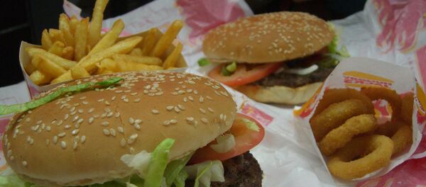 Double Whopper, Whopper, Fries, Onion Rings - Hungry Jacks,Queanbeyan - Sputnik Afrique