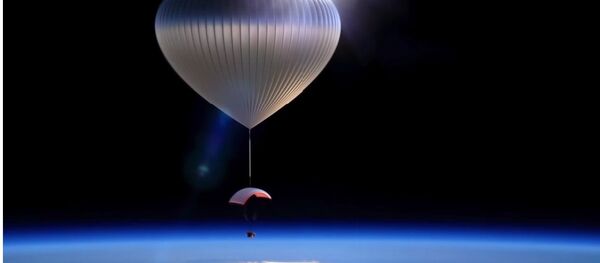 Une capsule spéciale transportée par un aérostat - Sputnik Afrique