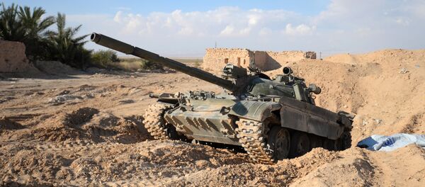 Un char T-72 - Sputnik Afrique