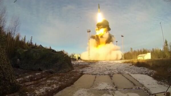 Un missile Topol tiré depuis le cosmodrome de Plessetsk - Sputnik Afrique