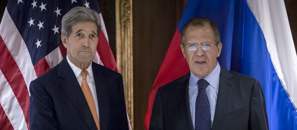 Le chef de la diplomatie russe Sergueï Lavrov et le secrétaire d’Etat américain John Kerry - Sputnik Afrique