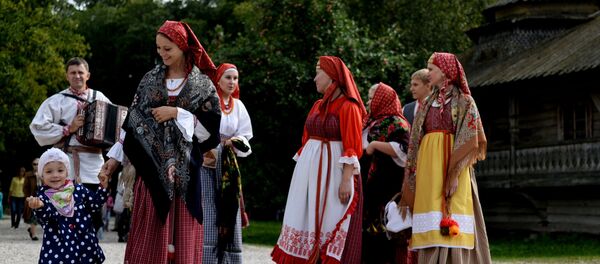 Traditions russes - Sputnik Afrique