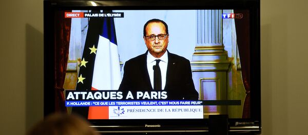 Françaois Hollande après les attaques à Paris - Sputnik Afrique