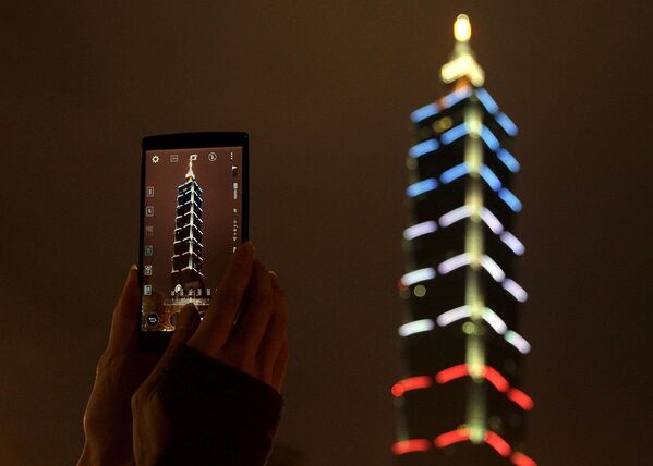 Le gratte-ciel Taipei 101 à Taïwan. - Sputnik Afrique
