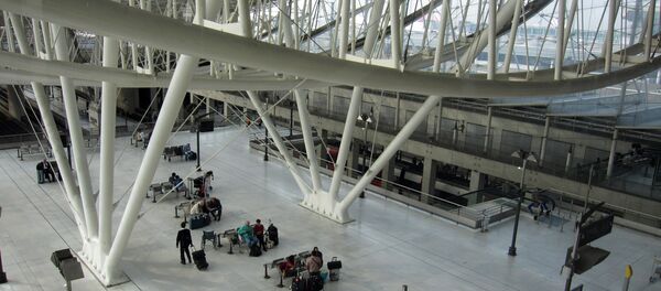 L'aéroport Paris-Roissy Charles de Gaulle (image d'illustration) L'aéroport Paris-Roissy Charles de Gaulle (image d'illustration) - Sputnik Afrique