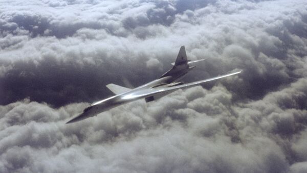 Un bombardier stratégique russe Tu-160 - Sputnik Afrique