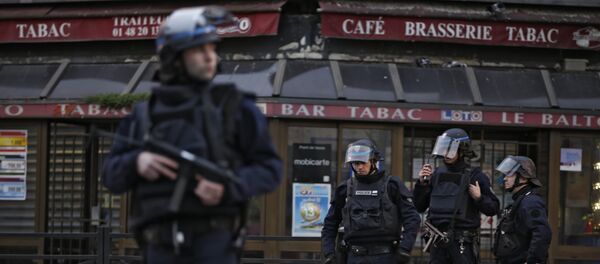 Saint-Denis: assaut policier en cours dans le cadre de l'enquête sur les attentats - Sputnik Afrique