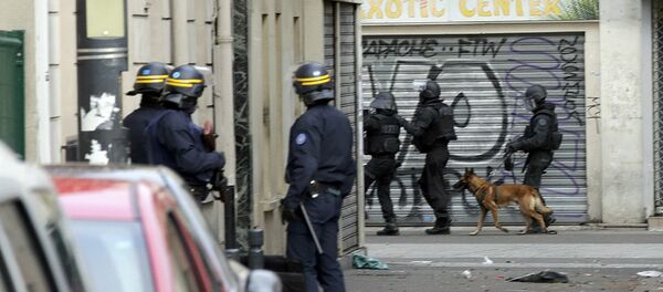 Forces de l'ordre françaises Forces de l'ordre françaises - Sputnik Afrique