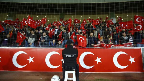 Les divisions sociales de plus en plus marquées en Turquie - Sputnik Afrique