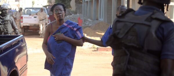 Environ cent otages libérés de l'hôtel à Bamako - Sputnik Afrique