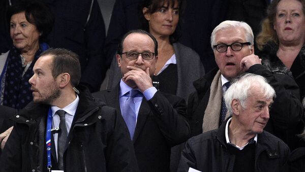 François Hollande et Frank-Walter Steinmeier au Stade de France - Sputnik Afrique