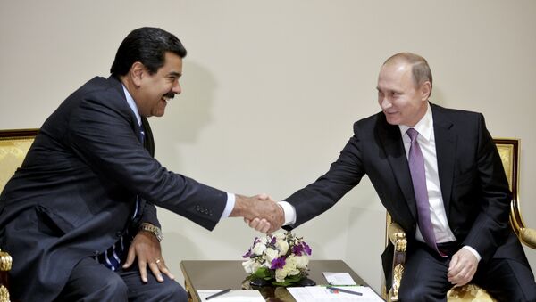 Vladimir Poutine et Nicolas Maduro (photo d'archives) - Sputnik Afrique