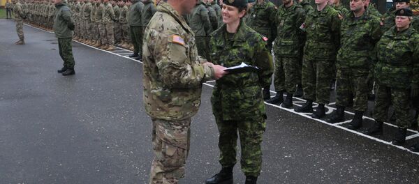 Des instructeurs US en Ukraine - Sputnik Afrique