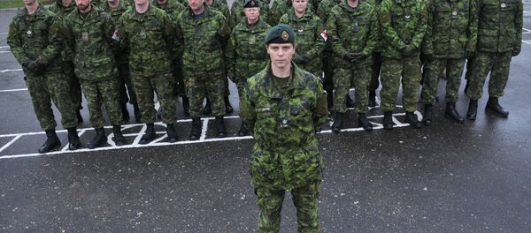 Des instructeurs de l’Otan commencent à entraîner des militaires ukrainiens Des instructeurs de l’Otan commencent à entraîner des militaires ukrainiens - Sputnik Afrique