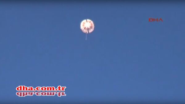 Su-24: un des pilotes abattu pendant sa descente en parachute - Sputnik Afrique