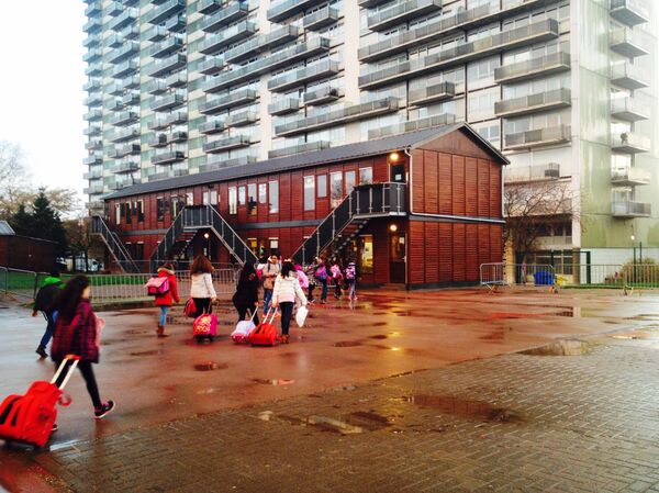 Le terrorisme à travers les yeux des enfants - Sputnik Afrique