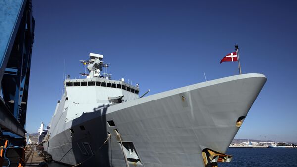 Navire de débarquement de classe Absalon de la marine royale danoise - Sputnik Afrique