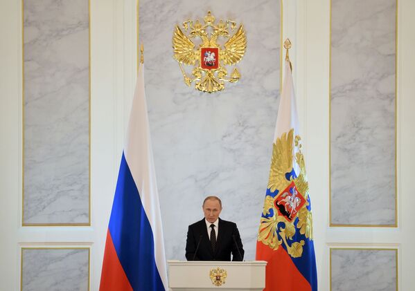 Vladimir Poutine s'exprime devant le parlement russe - Sputnik Afrique