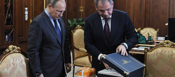 Poutine sur le point d'ouvrir l'enregistreur du Su-24 - Sputnik Afrique