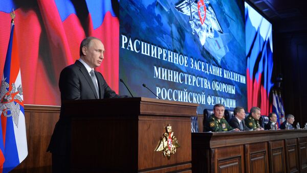 le président russe Vladimir Poutine  lors du collège du ministère russe de la Défense - Sputnik Afrique