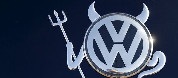 Moteurs truqués: en France, Volkswagen va rappeler à partir de février 940.000 véhicules - Sputnik Afrique