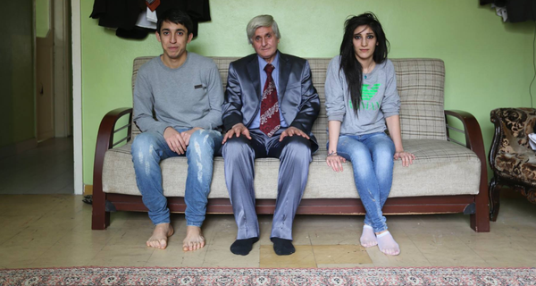 Syrien et de ses deux enfants survivants - Sputnik Afrique