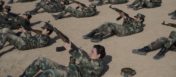 Une académie militaire pour femmes à Damas - Sputnik Afrique