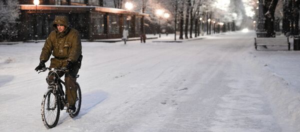 bicyclette en hiver - Sputnik Afrique