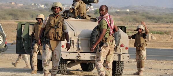Des soldats saoudiens près de la frontière yéménite - Sputnik Afrique