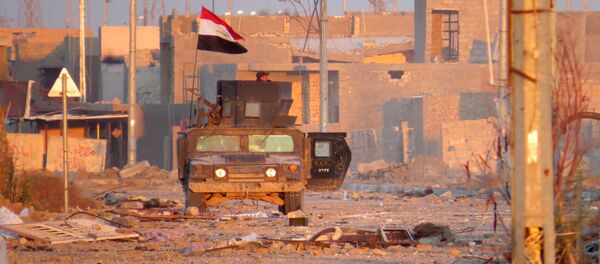 Боец иракских контртеррористических сил в Эль-Рамади - Sputnik Afrique