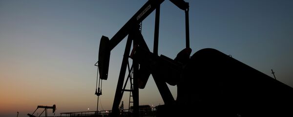 Le pétrole tombe à son minimum de 11 ans - Sputnik Afrique