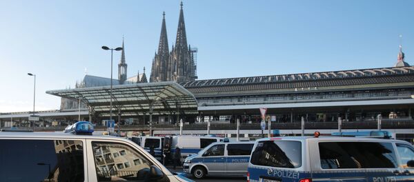 Une véhicule de police à Cologne - Sputnik Afrique