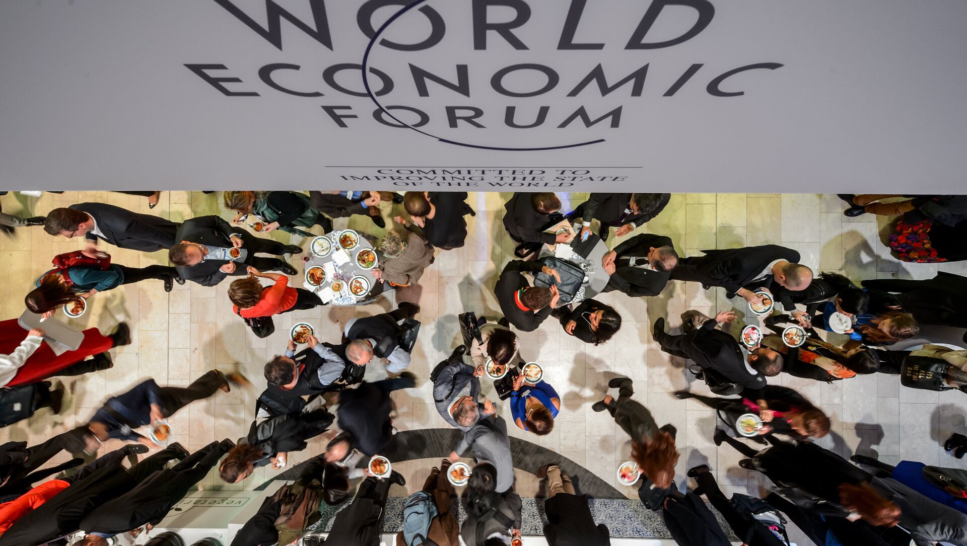 Un déjeuner lors du Forum économique mondial à Davos, janvier 2015 - Sputnik Afrique, 1920, 12.05.2021