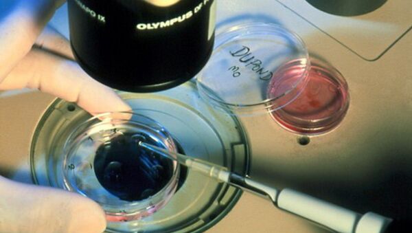 Des embryons humains génétiquement modifiés pourraient être créés en Grande-Bretagne - Sputnik Afrique