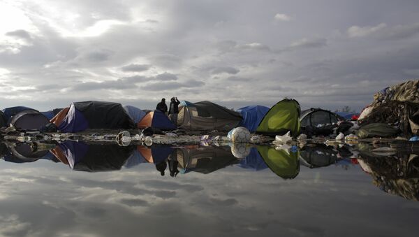 Camp des réfugiés à Calais, nord de la France - Sputnik Afrique