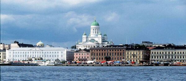 Une vue de la mer sur le port et le marché d'Helsinki - Sputnik Afrique