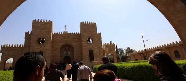 Les chrétiens irakiens vont à l'église Saint-Joseph à Arbil, la capitale de la région autonome kurde, le 6 Août, 2015 - Sputnik Afrique