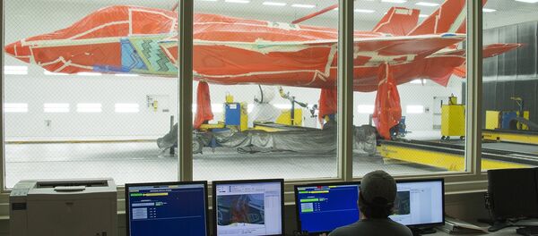 Le chasseur F-35 est vu à l'usine de Lockheed Martin au Texas Le chasseur F-35 est vu à l'usine de Lockheed Martin au Texas - Sputnik Afrique