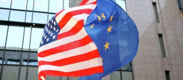 Transfert de données: les USA et l’UE signent un nouvel accord - Sputnik Afrique