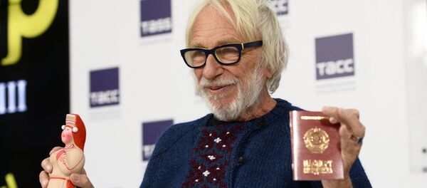 Пресс-конференция французского актера Пьера Ришара - Sputnik Afrique