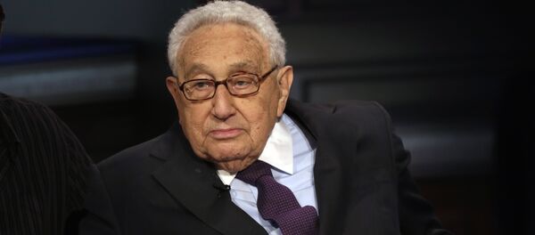 Former U.S. Secretary of State Henry Kissinger is interviewed by Neil Cavuto on his Cavuto Coast to Coast program, on the Fox Business Network, in New York, Friday, June 5, 2015 - Sputnik Afrique