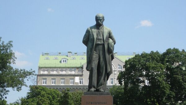 Monument à Taras Chevtchenko à Kiev - Sputnik Afrique
